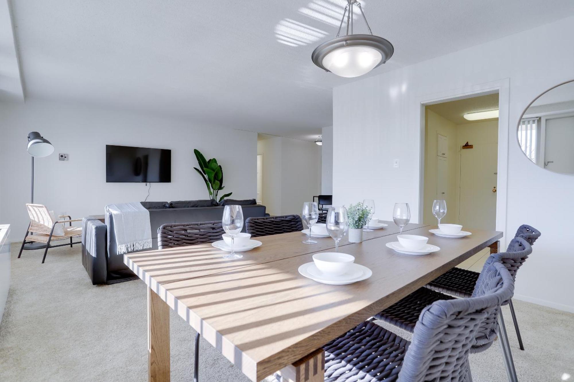 Spacious 2 Bedrooms Apt @Crystal City With Gym Арлингтън Екстериор снимка