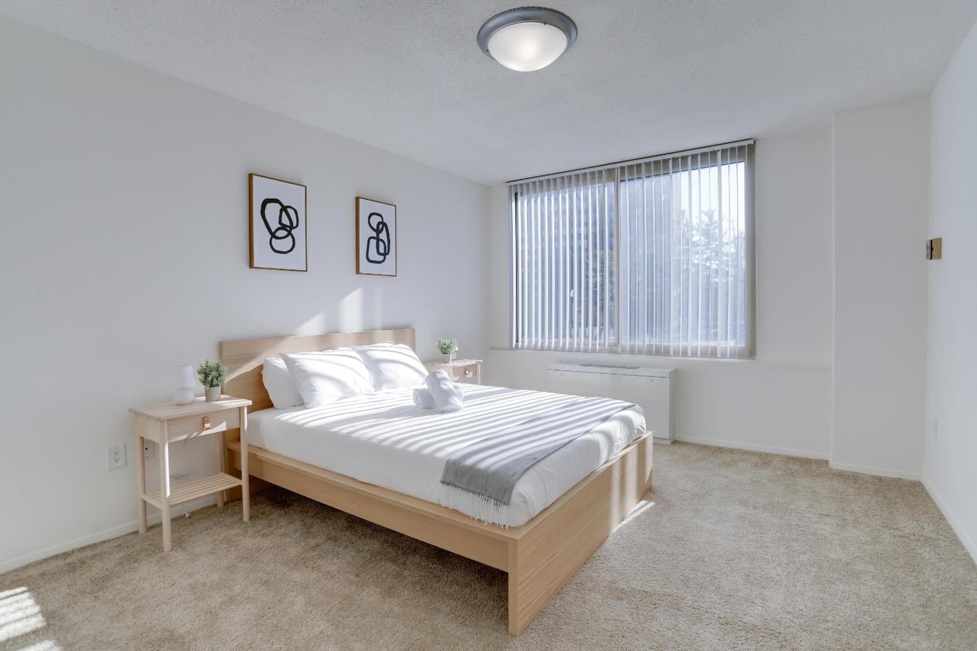 Spacious 2 Bedrooms Apt @Crystal City With Gym Арлингтън Екстериор снимка